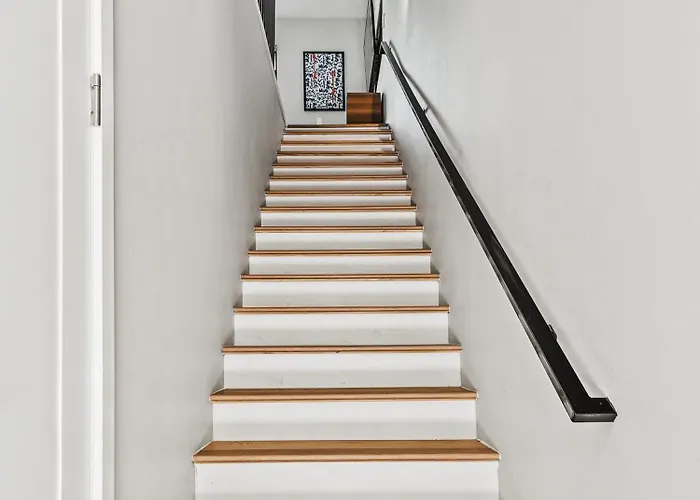 Stunning New Modern Magnolia Townhome Сasa de vacaciones Fort Worth