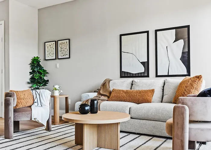 Stunning New Modern Magnolia Townhome *
