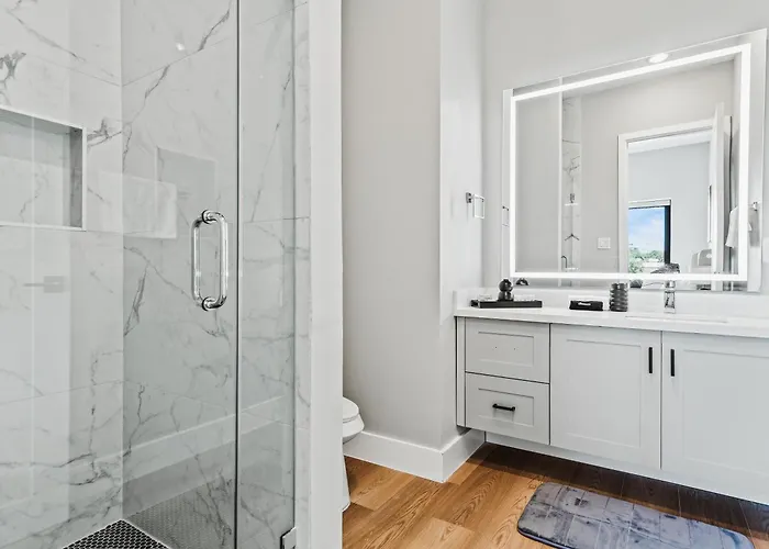 Сasa de vacaciones Stunning New Modern Magnolia Townhome Fort Worth