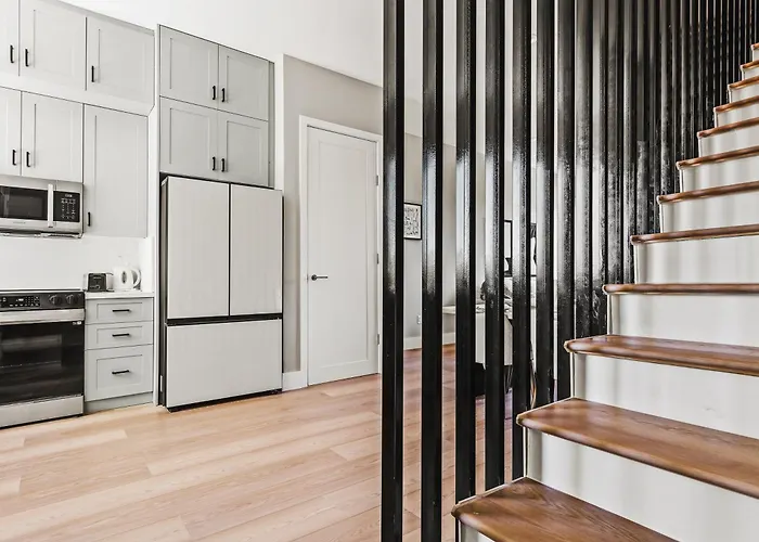 Stunning New Modern Magnolia Townhome *